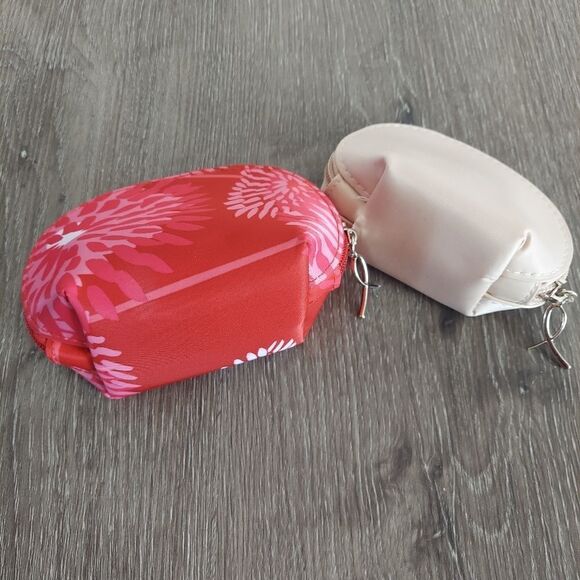 Avon Set of Two Mini Cosmetic Bags/Coin Pouch - Picture 2 of 5